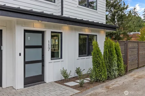 117 NW 112th Street Seattle WA 98177