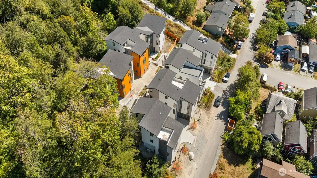 5248 23rd Avenue SW Seattle WA 98106