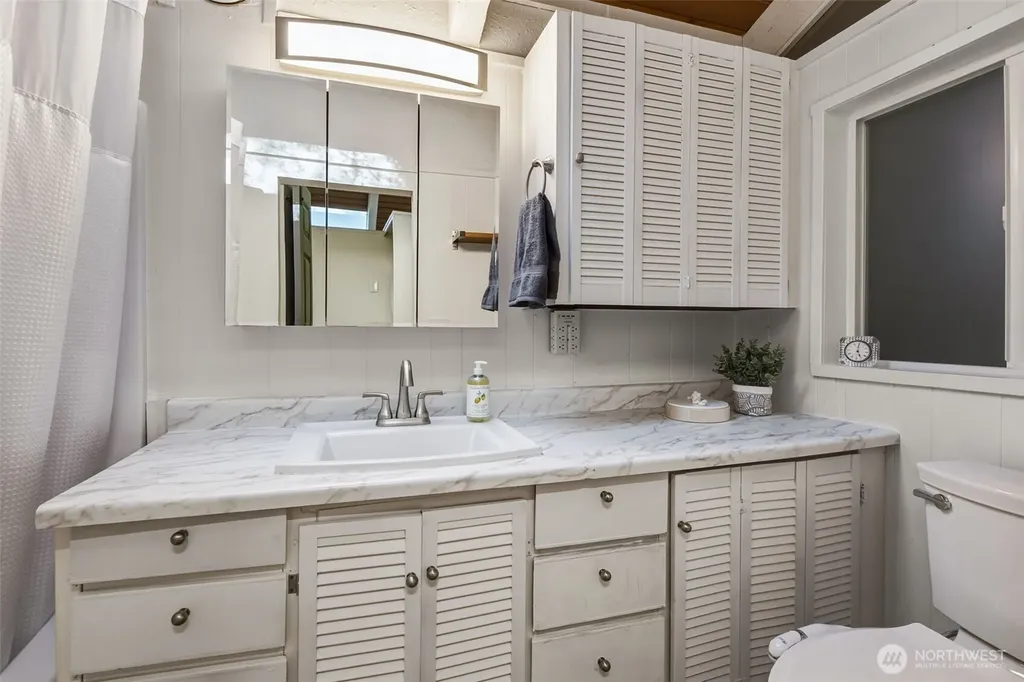 2908 Fishtrap Loop NE Olympia WA 98506