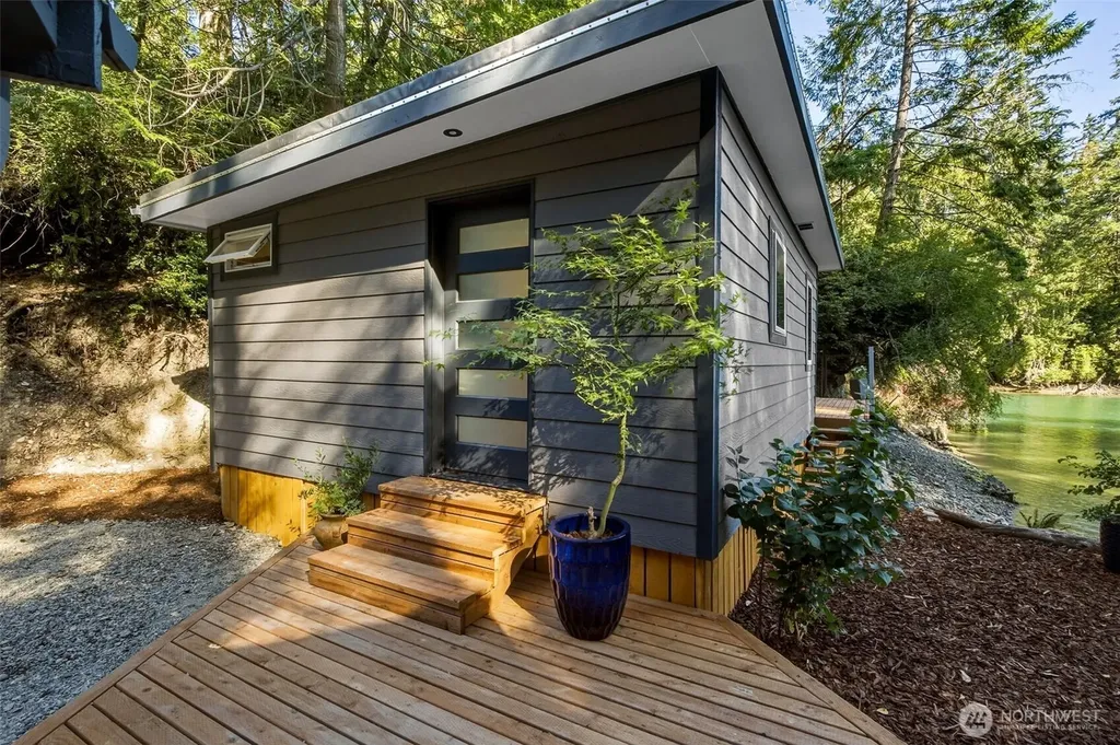 2908 Fishtrap Loop NE Olympia WA 98506