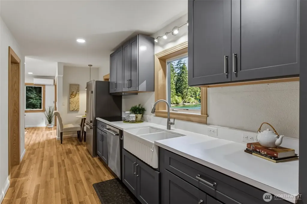 2908 Fishtrap Loop NE Olympia WA 98506