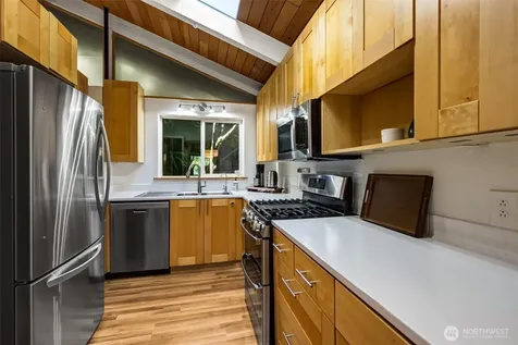 2908 Fishtrap Loop NE Olympia WA 98506