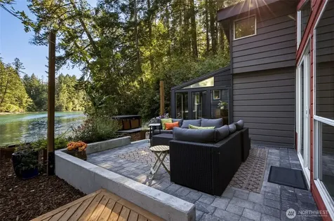 2908 Fishtrap Loop NE Olympia WA 98506