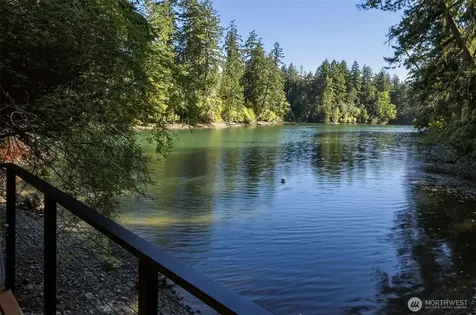 2908 Fishtrap Loop NE Olympia WA 98506