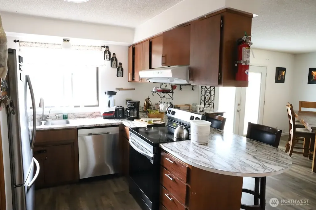 42421 SE 264th Avenue SE Enumclaw WA 98022