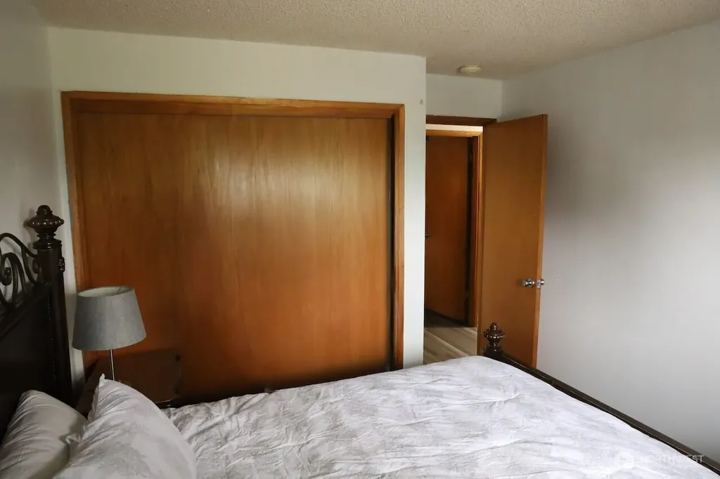 42421 SE 264th Avenue SE Enumclaw WA 98022
