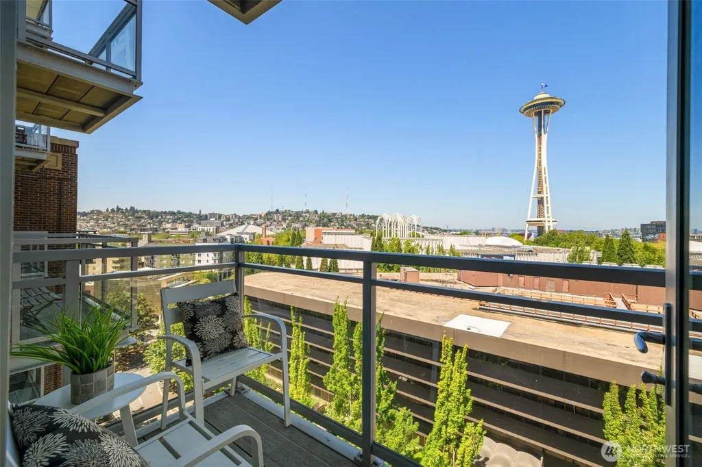 2911 2nd Avenue Seattle WA 98121