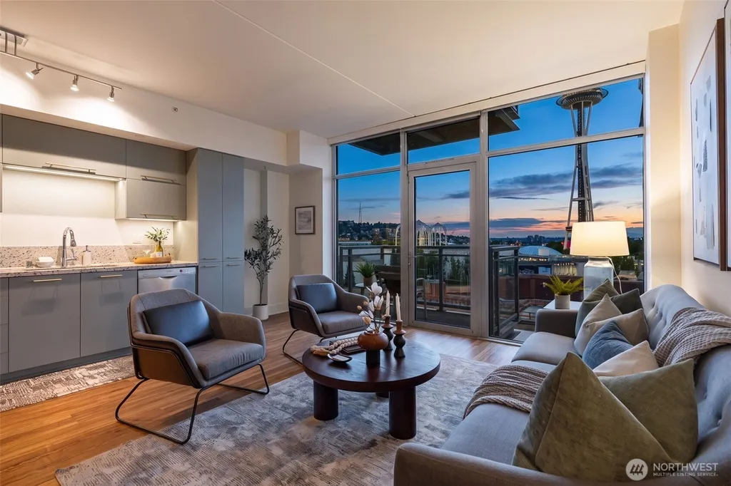 2911 2nd Avenue Seattle WA 98121