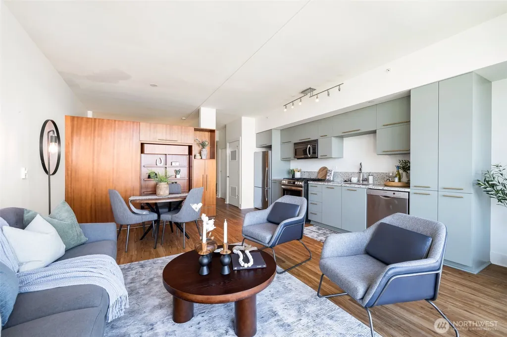 2911 2nd Avenue Seattle WA 98121