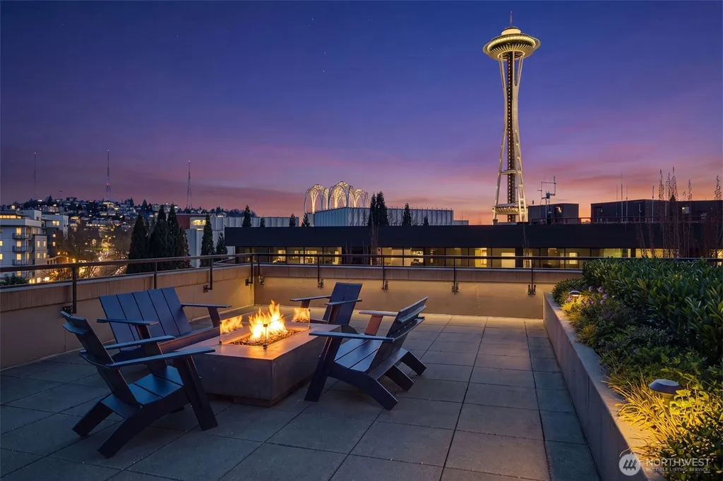 2911 2nd Avenue Seattle WA 98121