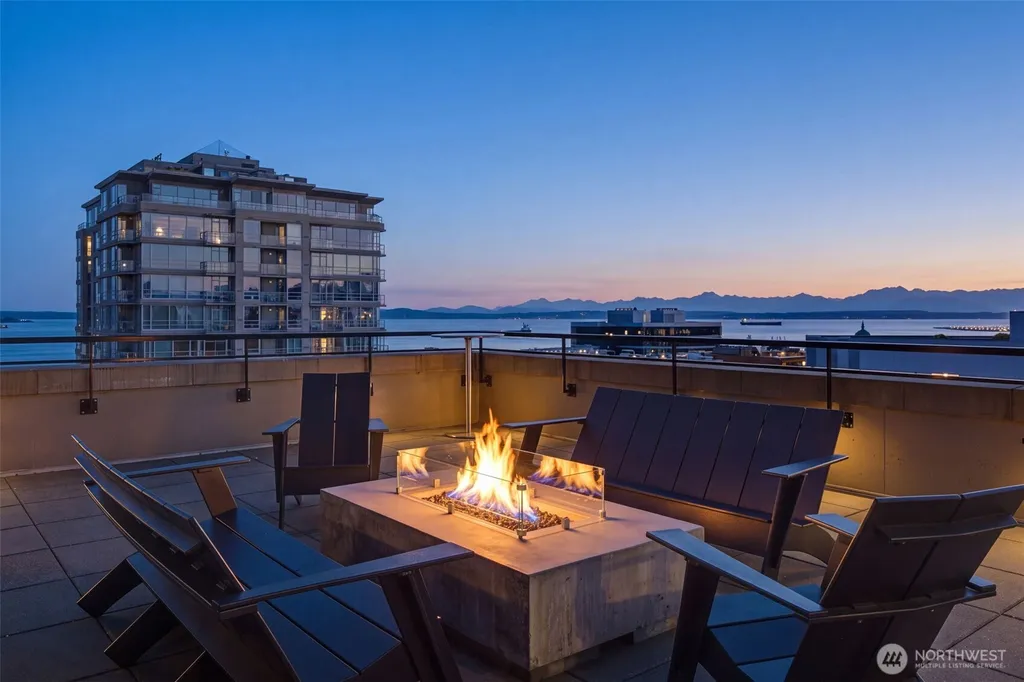2911 2nd Avenue Seattle WA 98121