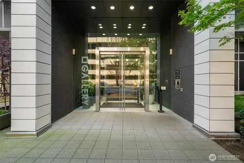 2911 2nd Avenue Seattle WA 98121