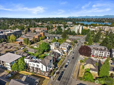 911 NE 70th Street Seattle WA 98115