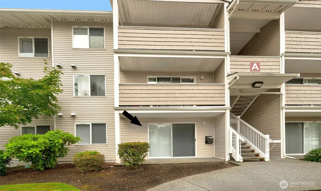 1001 W Casino Road Everett WA 98204