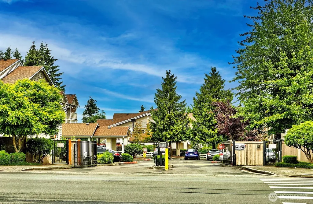 1001 W Casino Road Everett WA 98204