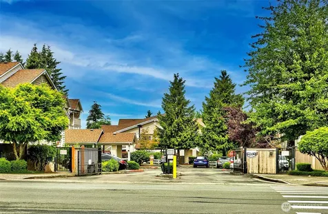 1001 W Casino Road Everett WA 98204