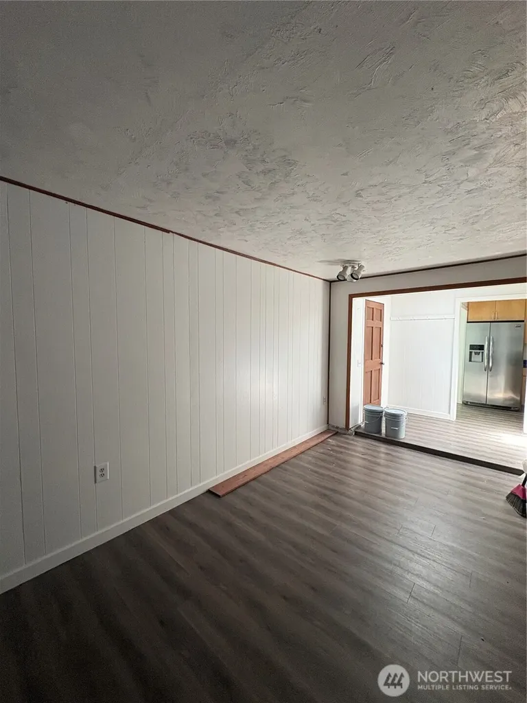 11426 Crestwood Drive S Seattle WA 98178