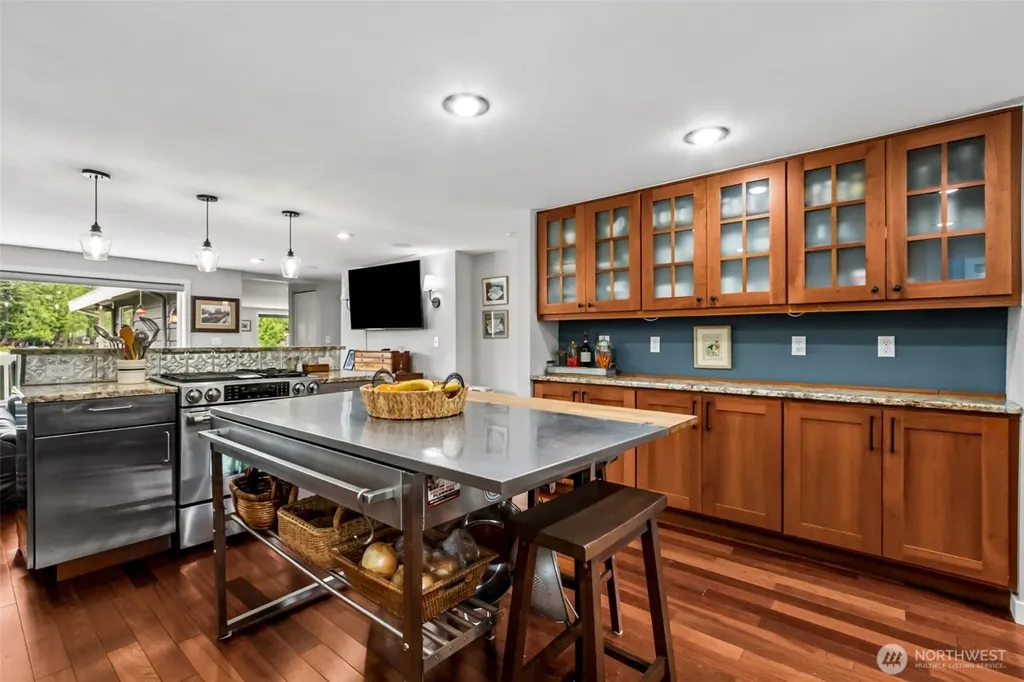 21702 SE 262nd Place Maple Valley WA 98038