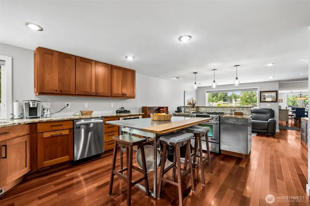 21702 SE 262nd Place Maple Valley WA 98038