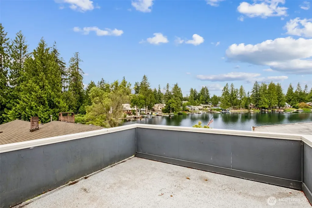 21702 SE 262nd Place Maple Valley WA 98038