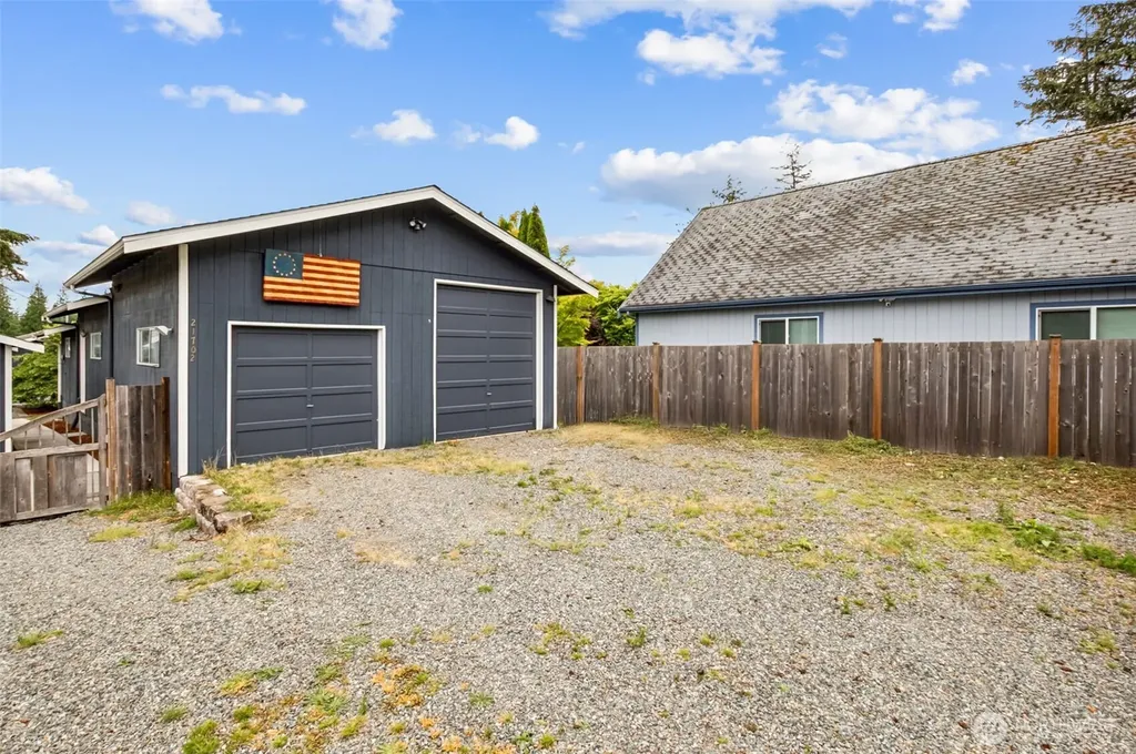 21702 SE 262nd Place Maple Valley WA 98038
