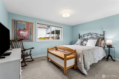 21702 SE 262nd Place Maple Valley WA 98038