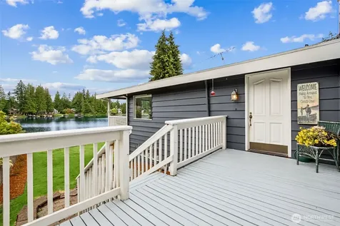 21702 SE 262nd Place Maple Valley WA 98038