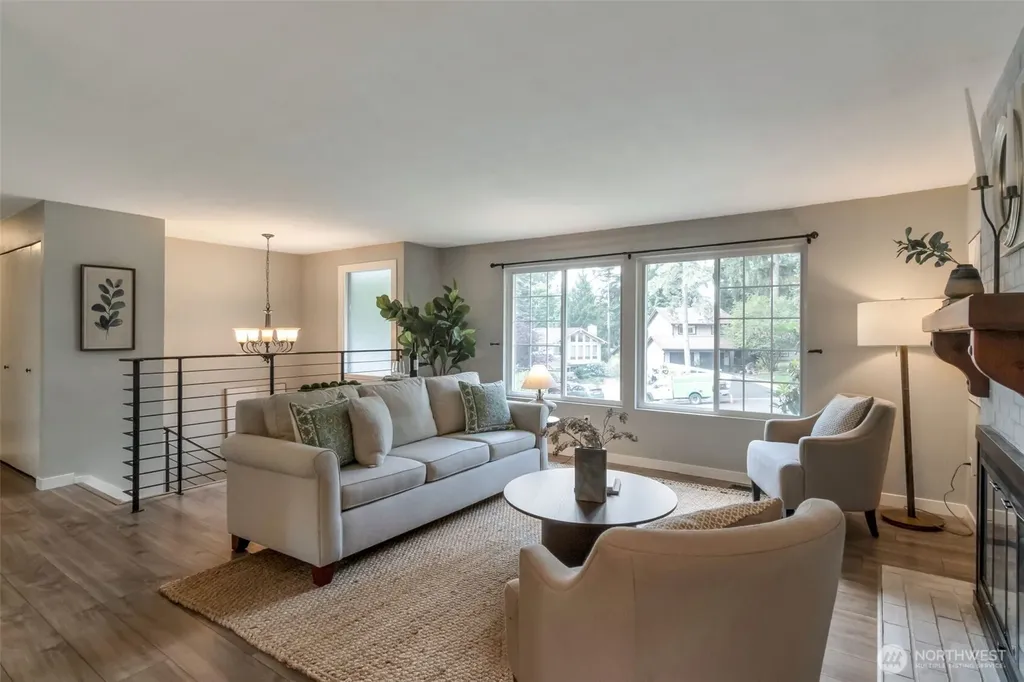 10520 NE 136th Place Kirkland WA 98034