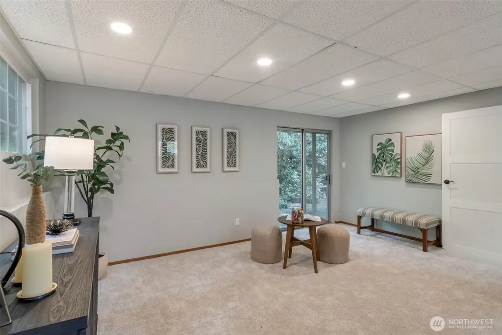 10520 NE 136th Place Kirkland WA 98034