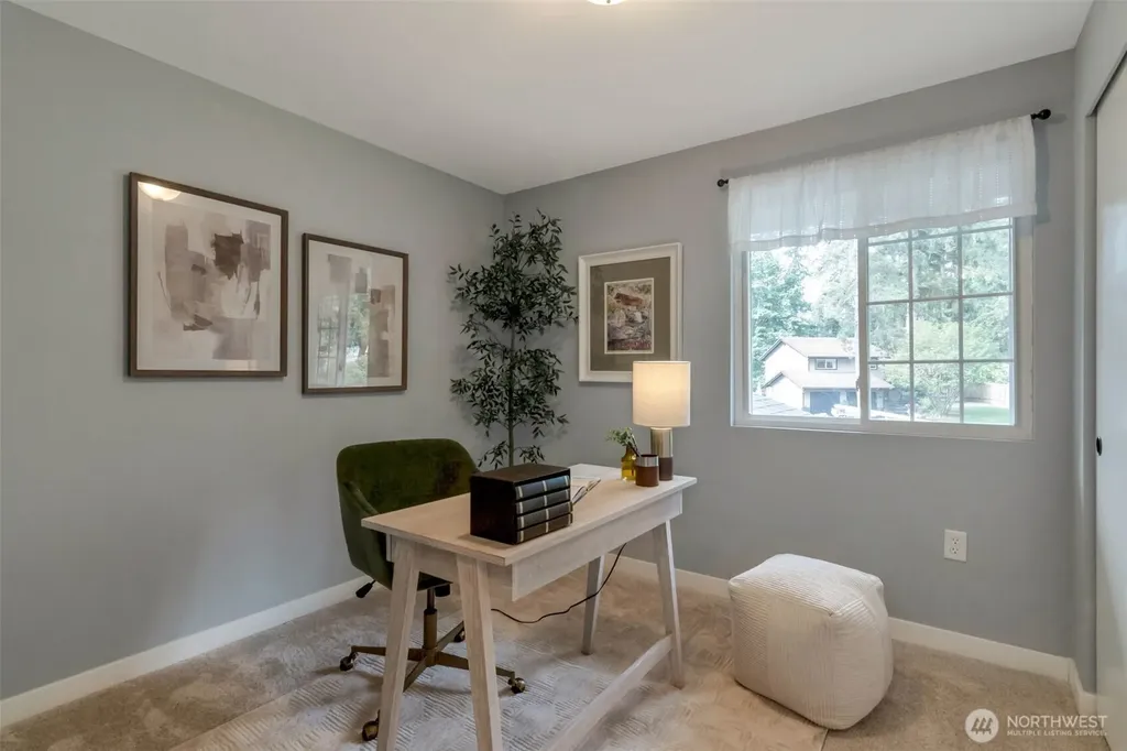 10520 NE 136th Place Kirkland WA 98034