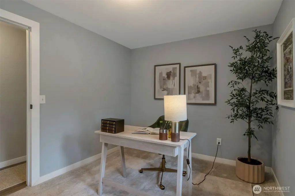 10520 NE 136th Place Kirkland WA 98034