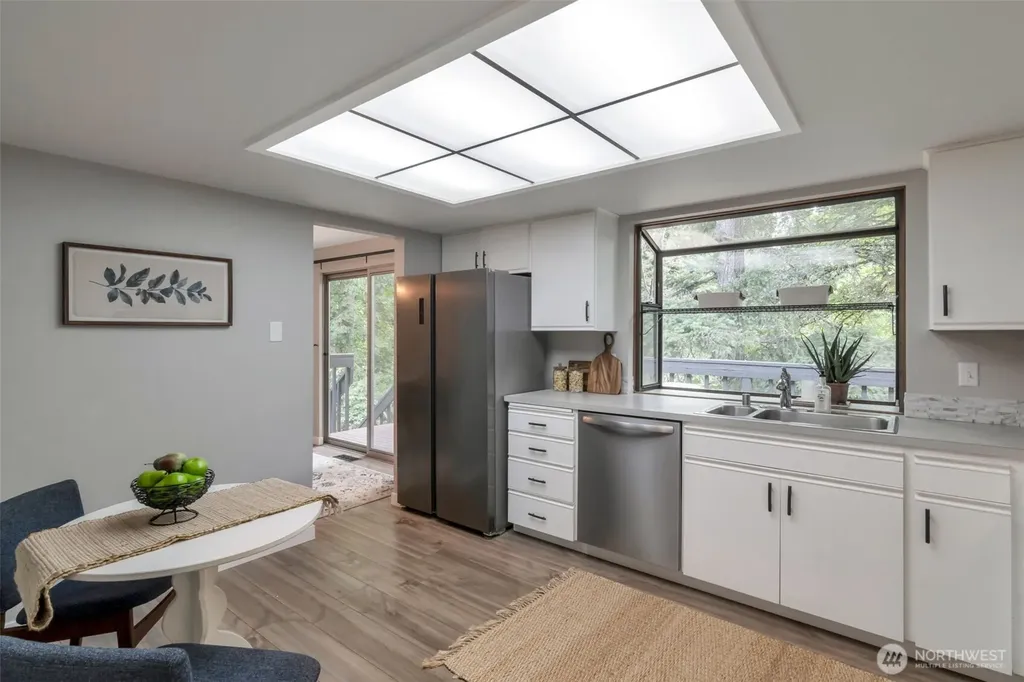 10520 NE 136th Place Kirkland WA 98034
