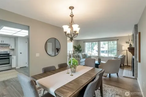 10520 NE 136th Place Kirkland WA 98034