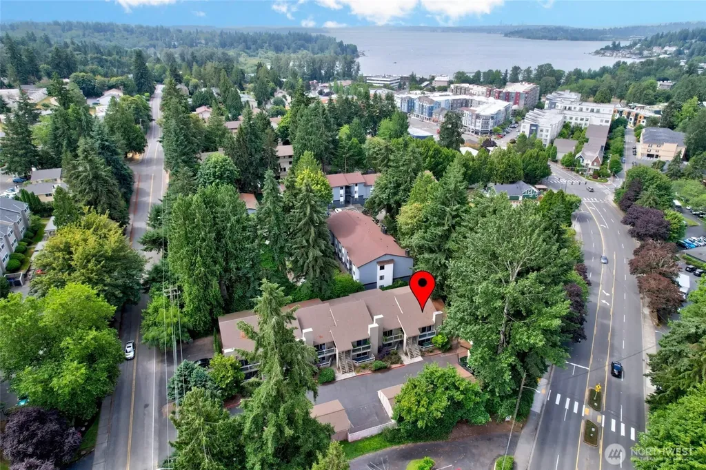 12037 100th Avenue NE Kirkland WA 98034