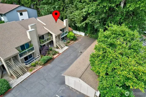 12037 100th Avenue NE Kirkland WA 98034