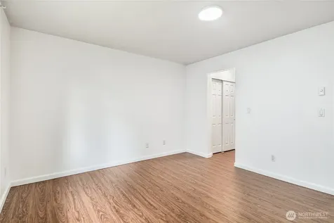12037 100th Avenue NE Kirkland WA 98034