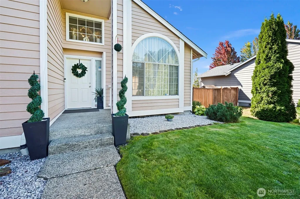 4312 214th St Court E Spanaway WA 98387