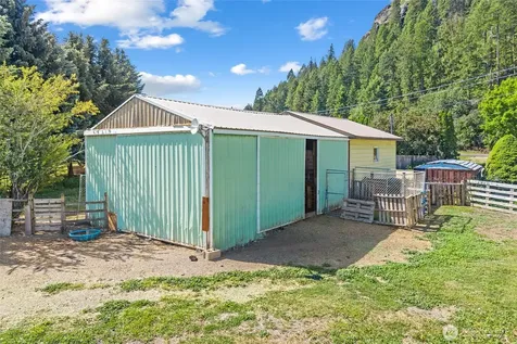 511 Valley Westside Road Colville WA 99114