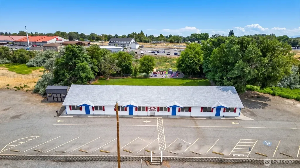 1706 Bronco Lane Richland WA 99354