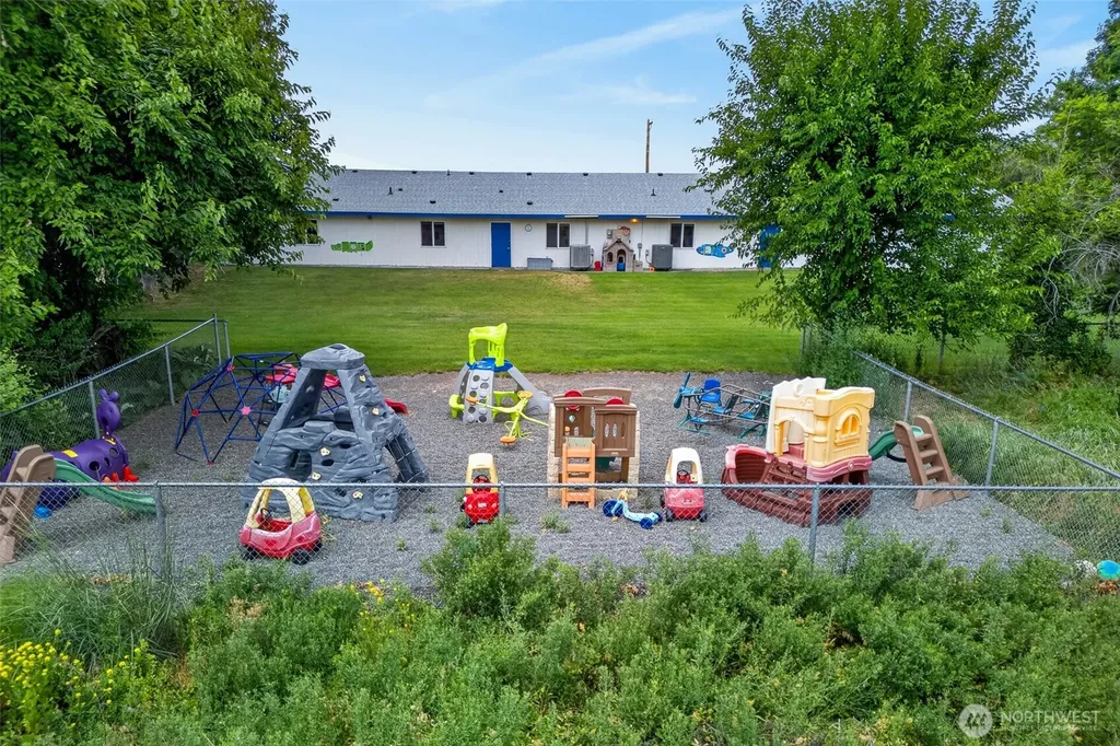 1706 Bronco Lane Richland WA 99354