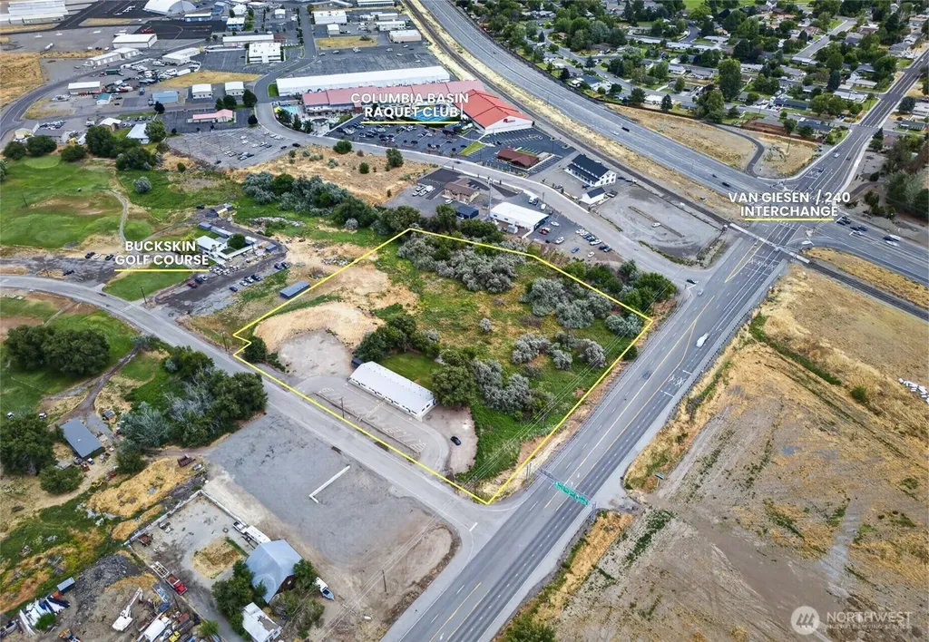 1706 Bronco Lane Richland WA 99354