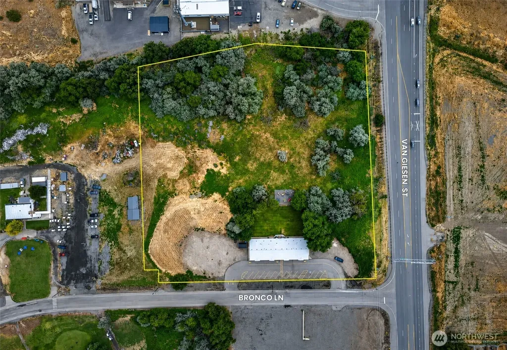 1706 Bronco Lane Richland WA 99354