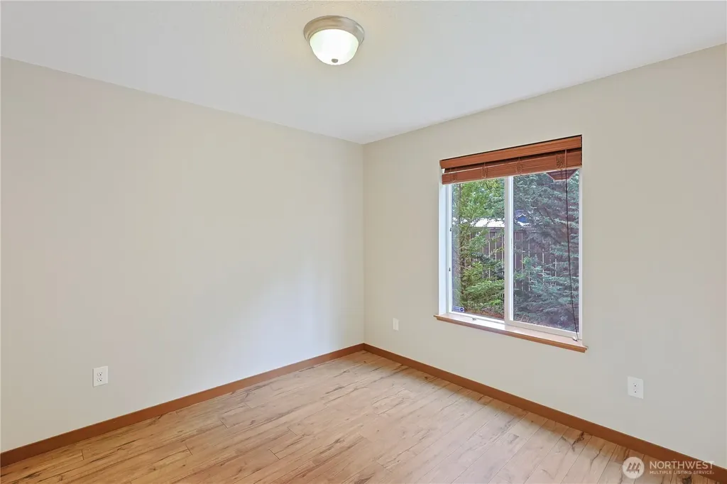 714 Tipsoo Loop S Rainier WA 98576