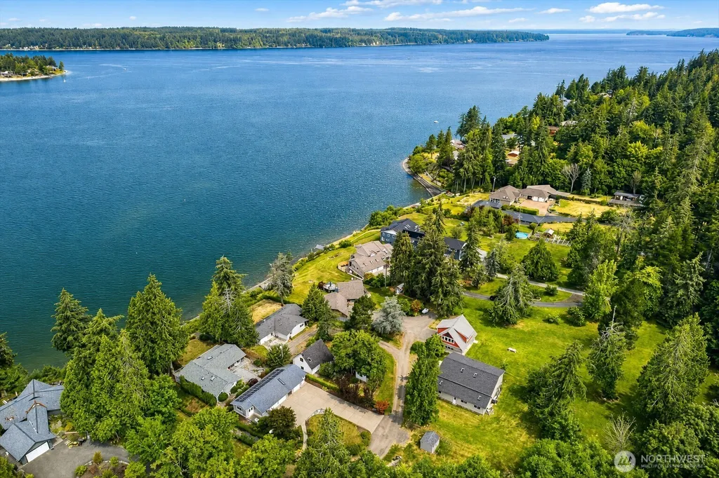 8827 Buttonwood Lane NE Olympia WA 98516
