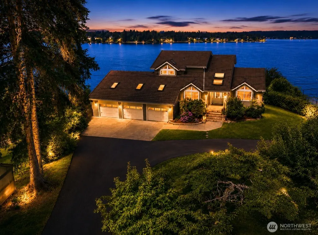 8827 Buttonwood Lane NE Olympia WA 98516