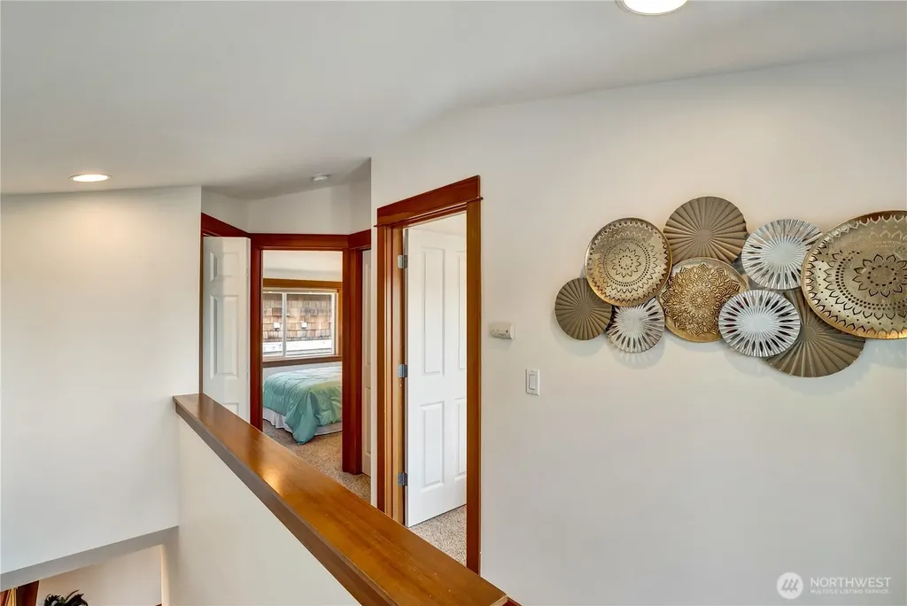 4516 Dayton Avenue N Seattle WA 98103