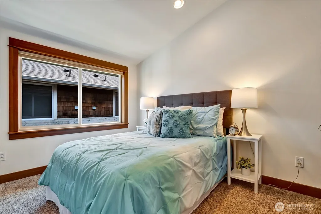 4516 Dayton Avenue N Seattle WA 98103