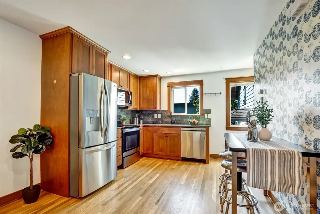 4516 Dayton Avenue N Seattle WA 98103