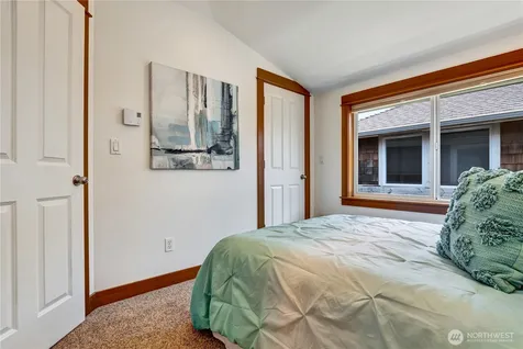 4516 Dayton Avenue N Seattle WA 98103