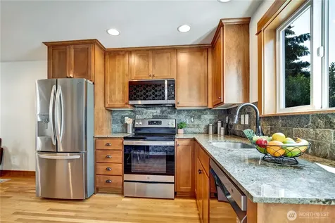 4516 Dayton Avenue N Seattle WA 98103
